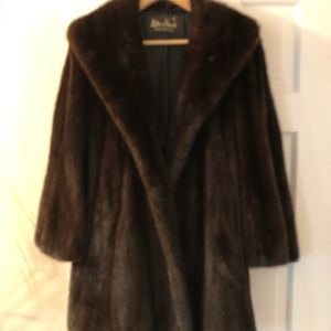 3/4 Length Mahogany Mink Jacket in excellent condition